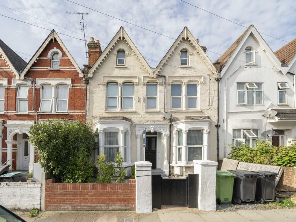 1 bed flat for sale in Etherley Road, London N15, £350,000 Zoopla