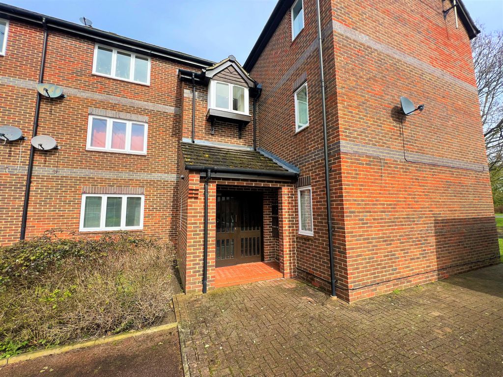 1 bed flat to rent in Wensum Drive, Didcot OX11 Zoopla