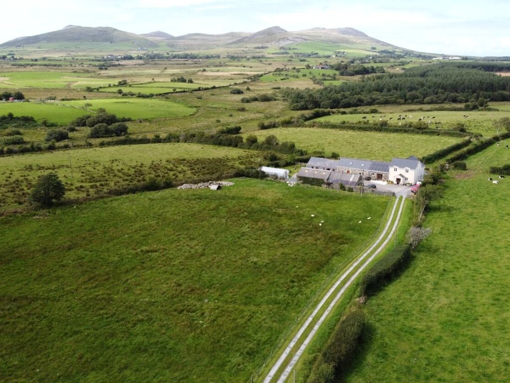 7 bed detached house for sale in Llangybi, Pwllheli LL53, £695,000 Zoopla