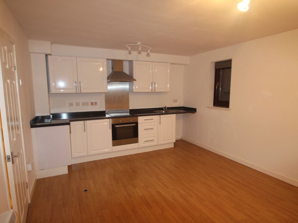 1 bed flat to rent in Badger Gardens, Worcester WR5 Zoopla
