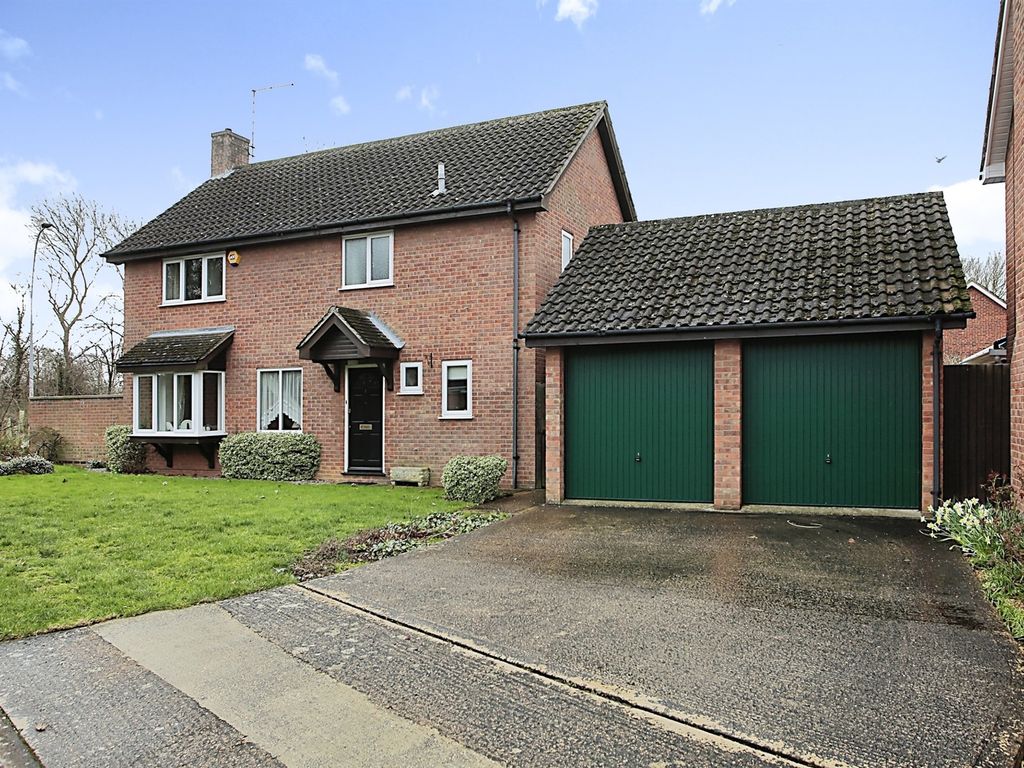 4 bed detached house for sale in Gildale, Werrington, Peterborough PE4