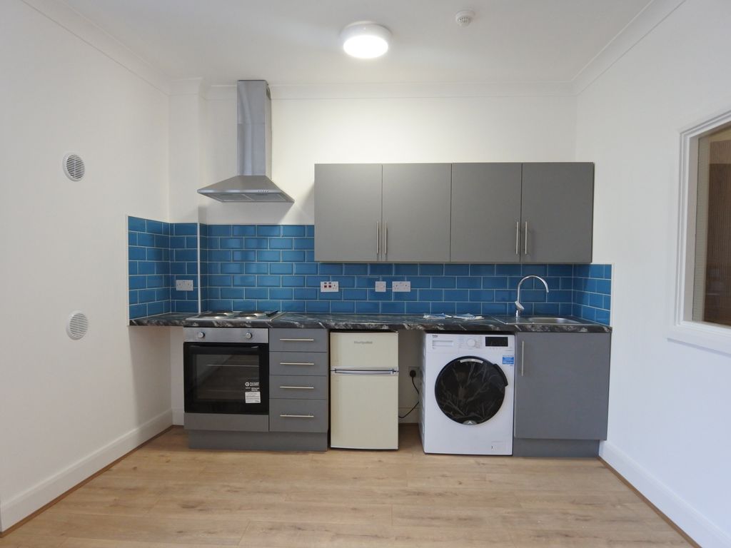 1 bed flat to rent in Burnley Road, Dollis Hill NW10 Zoopla