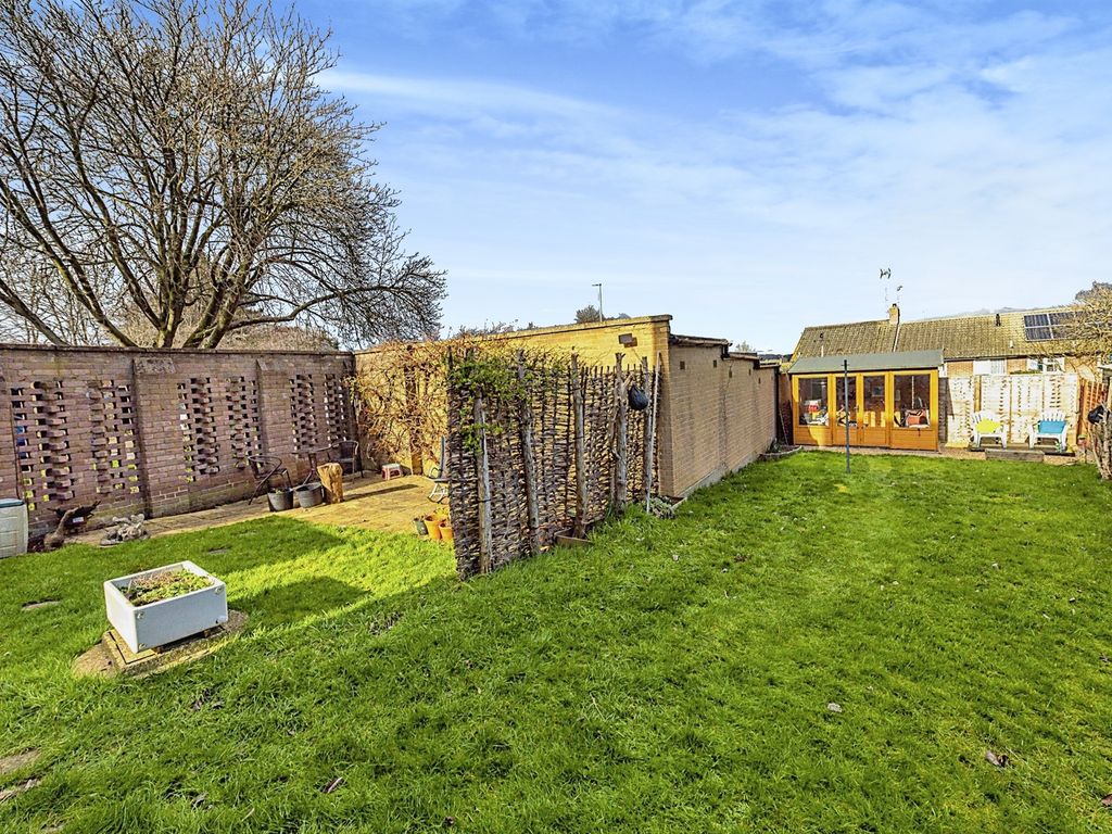 3 bed end terrace house for sale in Ingles, Welwyn Garden City AL8 Zoopla