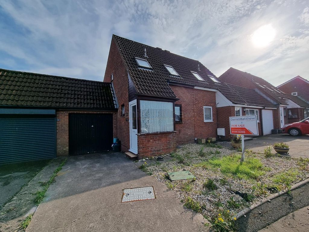 2 bed semidetached house for sale in Glynbridge Close, Barry CF62, £175,000 Zoopla