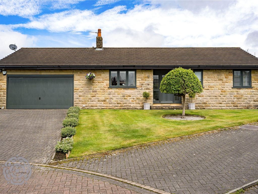 4 bed bungalow for sale in Stanmere Court, Hawkshaw, Bury BL8 Zoopla