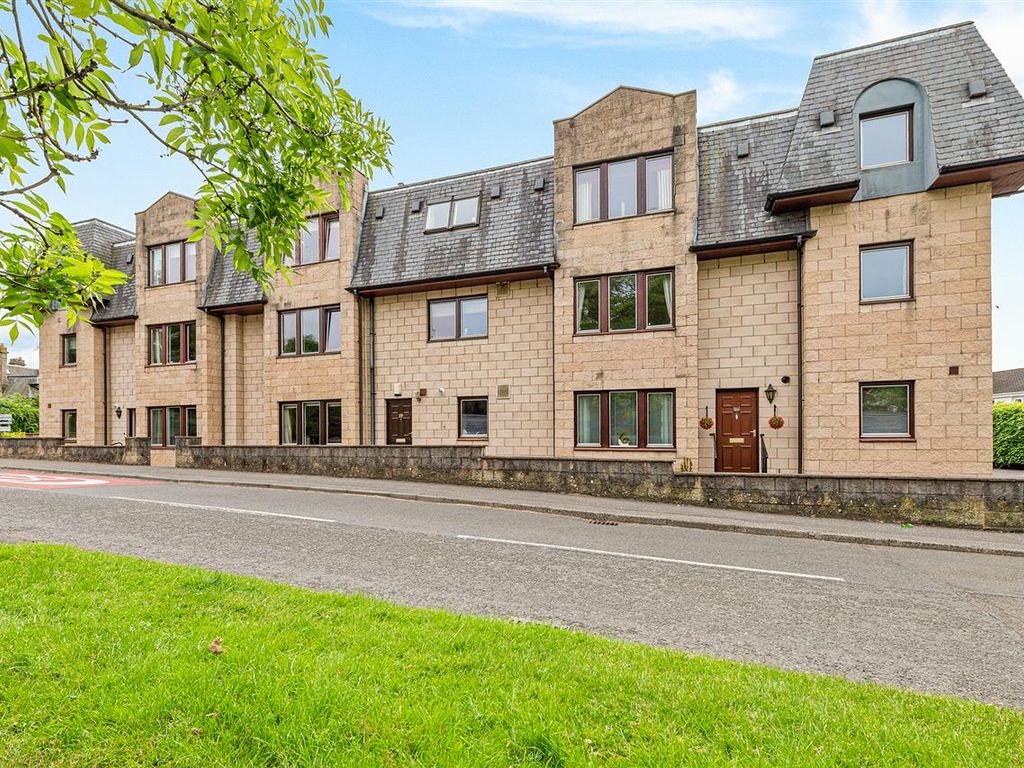 2 bed flat for sale in Smiddy View, Cambusbarron, Stirling FK7 Zoopla