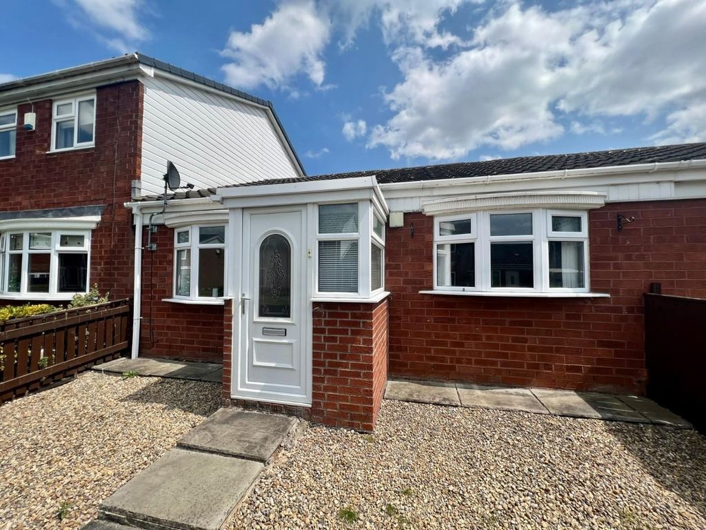 2 bed terraced bungalow for sale in Lunebeck Walk, Thornaby, Stockton