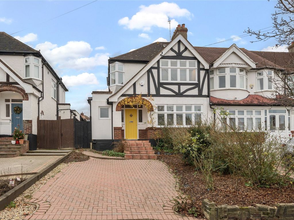 3 bed semidetached house for sale in Glanfield Road, Beckenham BR3, £