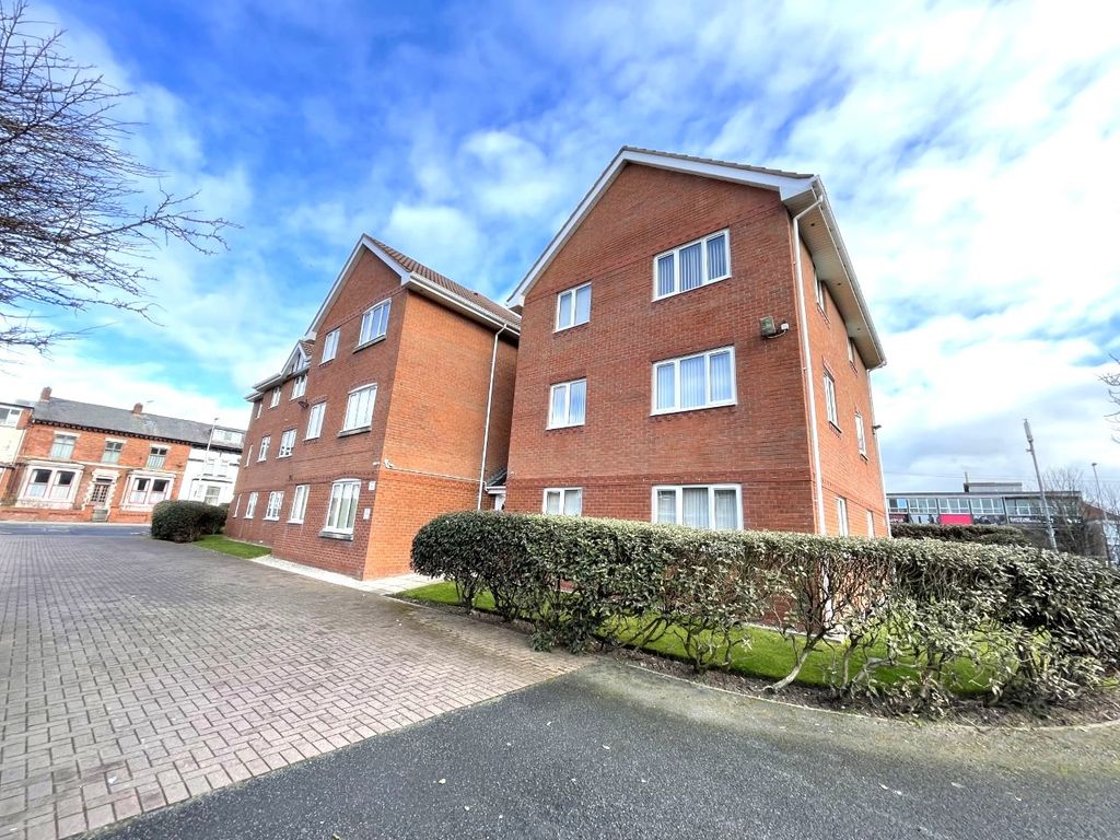 2 bed flat for sale in 121 Hornby Road, Blackpool FY1, £85,000 Zoopla