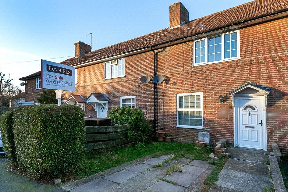 3 bed terraced house for sale in Bideford Road, Bromley, Kent BR1, £