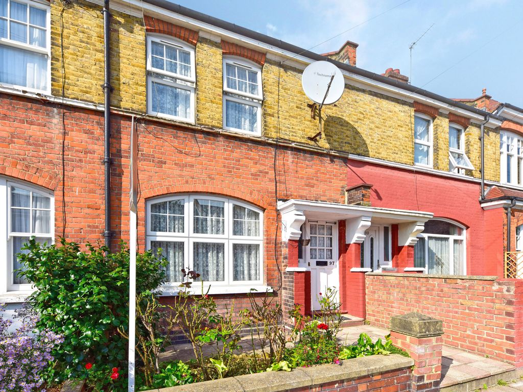 3 bed terraced house for sale in Maurice Avenue, London N22, £600,000