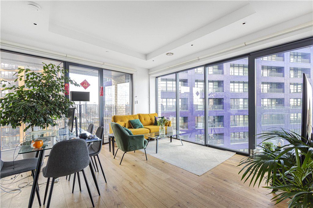 2 bed flat for sale in City Island Way, London E14 Zoopla
