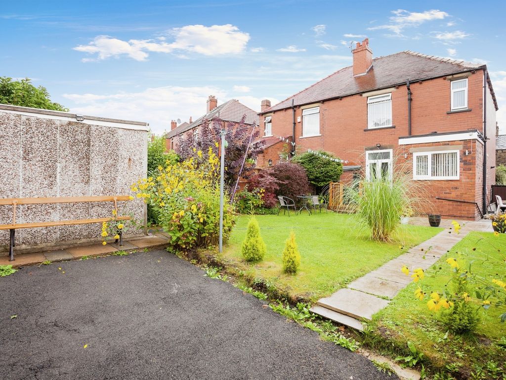 3 bed semidetached house for sale in Lane, Dewsbury WF12, £