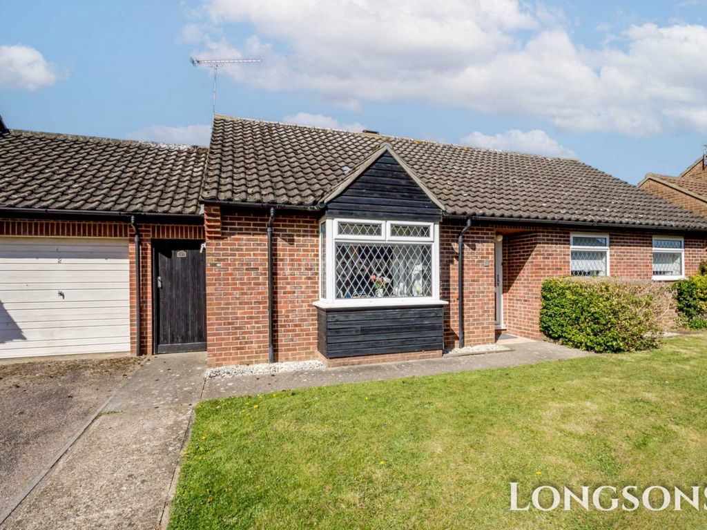 3 bed bungalow for sale in Salhouse Drive, Swaffham PE37 Zoopla