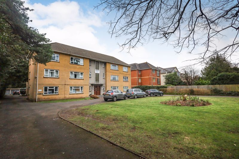 2 bed flat for sale in Richmond Park Road, Bournemouth BH8 Zoopla
