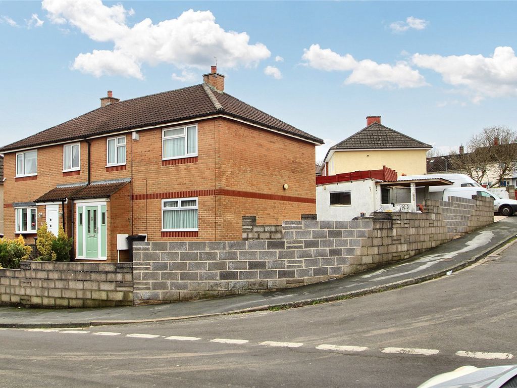 3 bed semidetached house for sale in Drive, Bristol BS13, £
