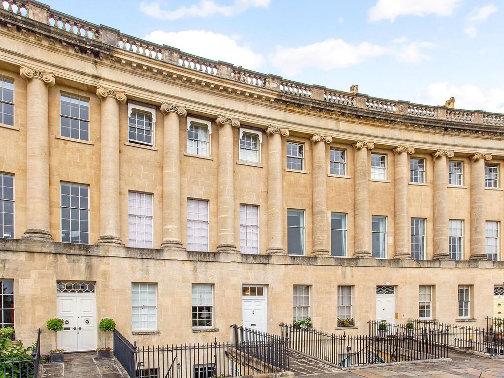 3 bed town house for sale in Royal Crescent, Bath BA1, £675,000 Zoopla