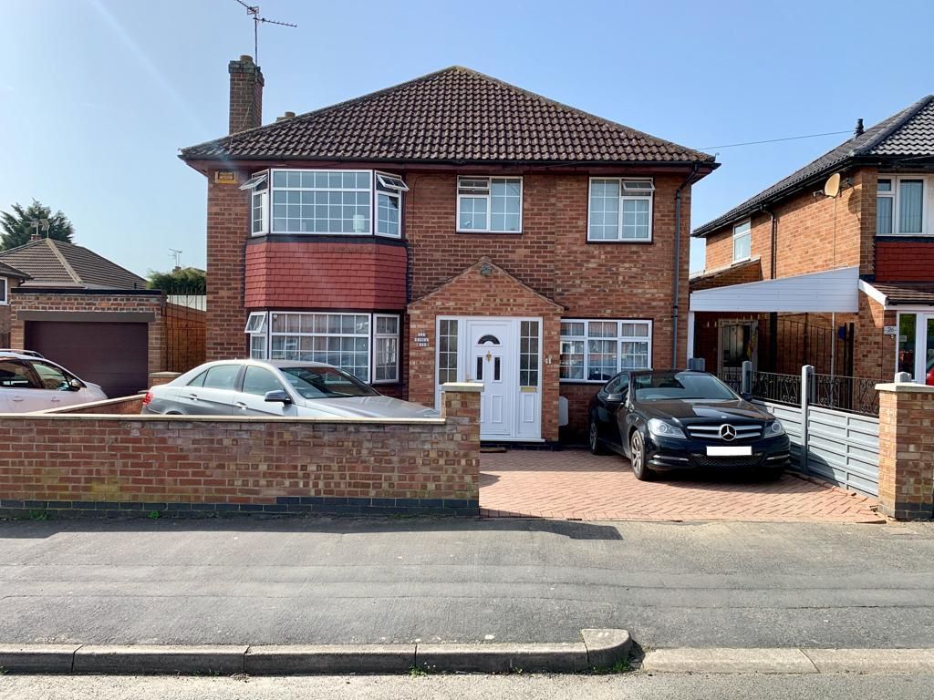 6 bed detached house for sale in The Glade, Braunstone Town LE3, £