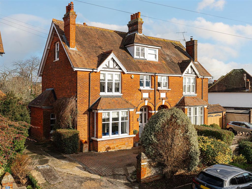 5 bed property for sale in Devon Road, Merstham, Redhill RH1 Zoopla