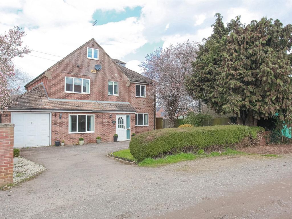 6 bed detached house for sale in Canal Lane, Bodicote, Banbury OX15