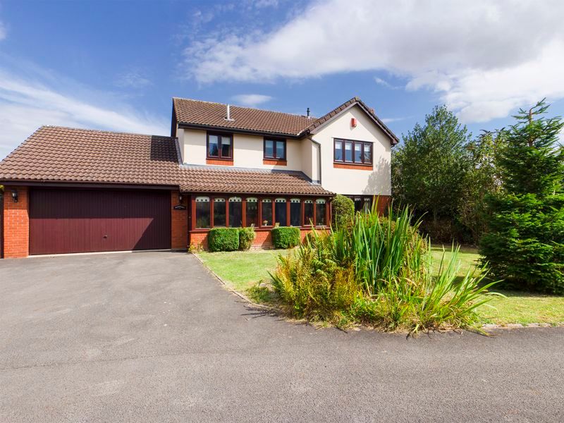4 bed detached house for sale in St. Brides Road, Magor, Monmouthshire