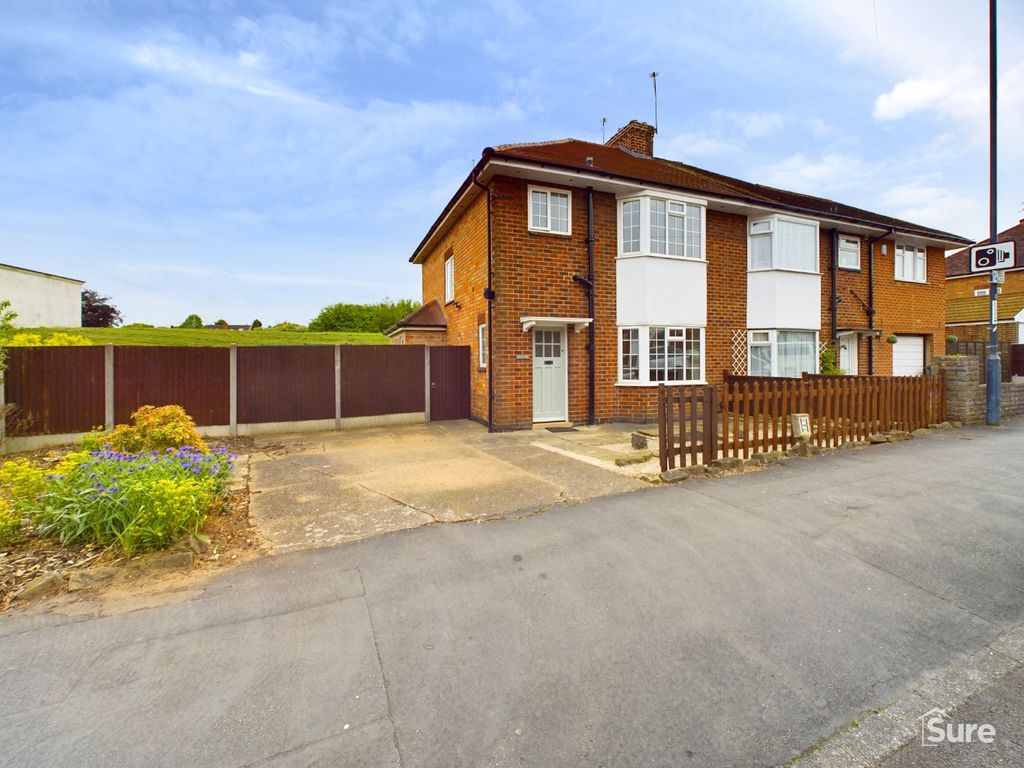 3 bed semidetached house to rent in Jackson Avenue, Mickleover, Derby
