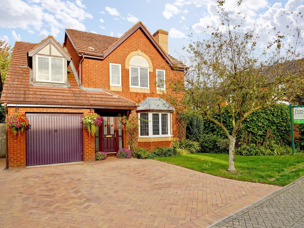 4 bed detached house for sale in Martin Close, Godmanchester