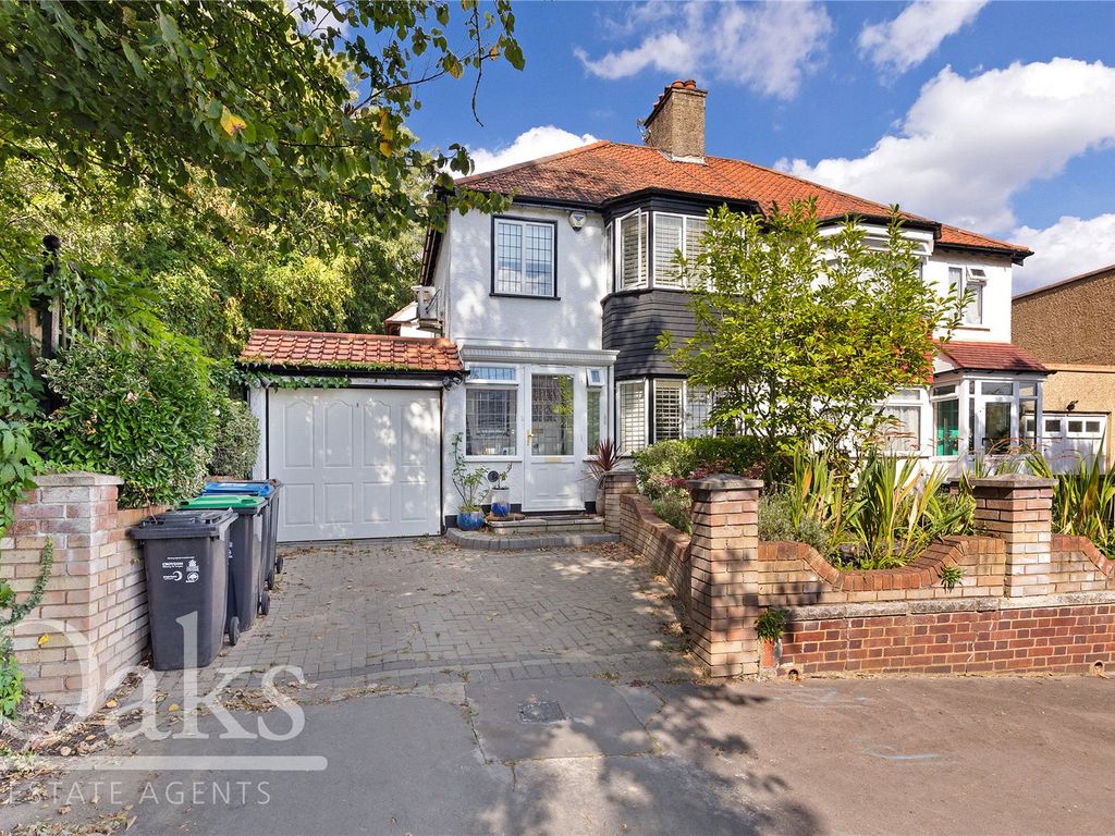 3 bed semidetached house for sale in Covington Way, London SW16, £