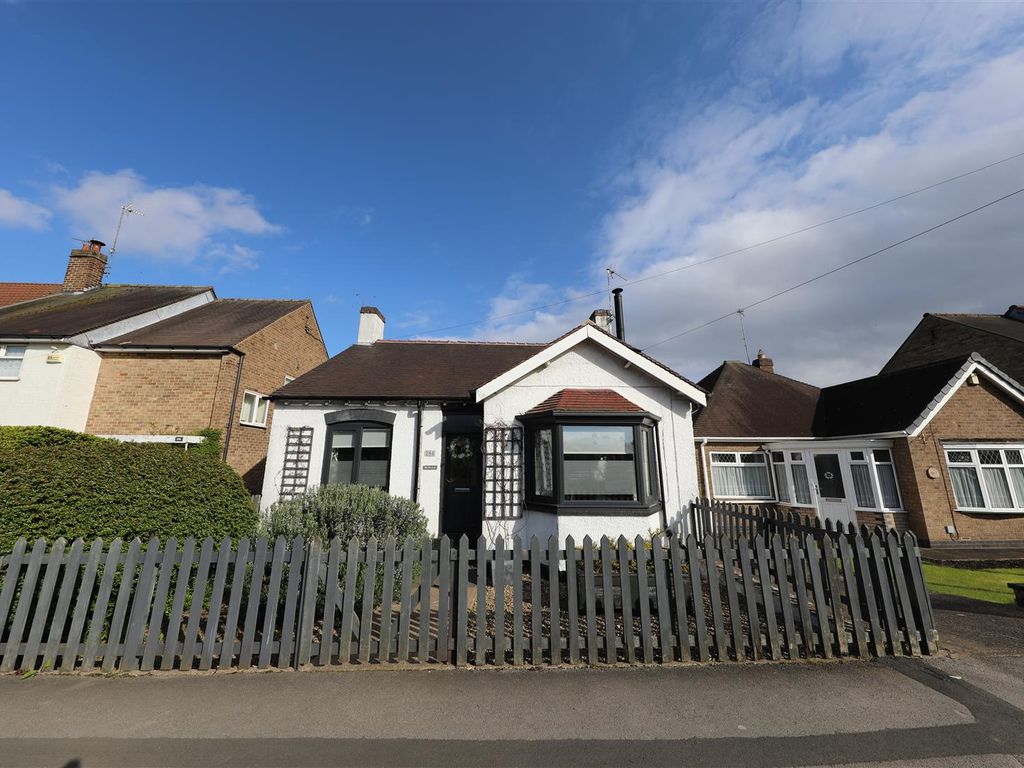 2 Bed Detached Bungalow For Sale In Anlaby Park Road South Hull HU4 