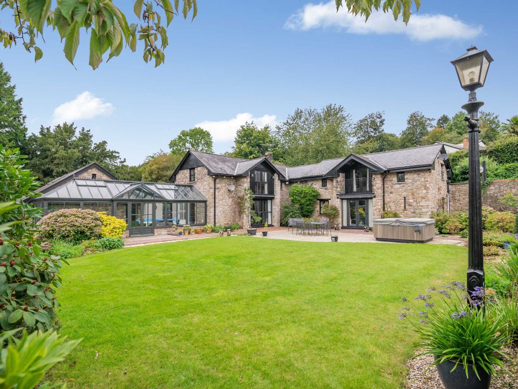 5 bed detached house for sale in Bettws Newydd, Usk, Monmouthshire NP15, £1,925,000 Zoopla