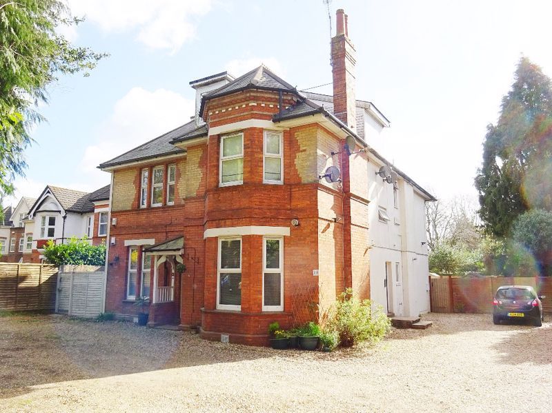 2 bed flat for sale in Top Floor Flat. Charminster Road, Charminster