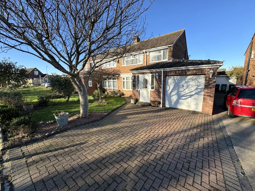3 bed semidetached house for sale in Mowbray Road, Fens, Hartlepool TS25, £199,950 Zoopla