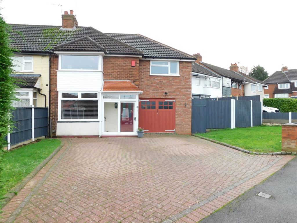 4 bed property for sale in Ditton Grove, Longbridge, Northfield