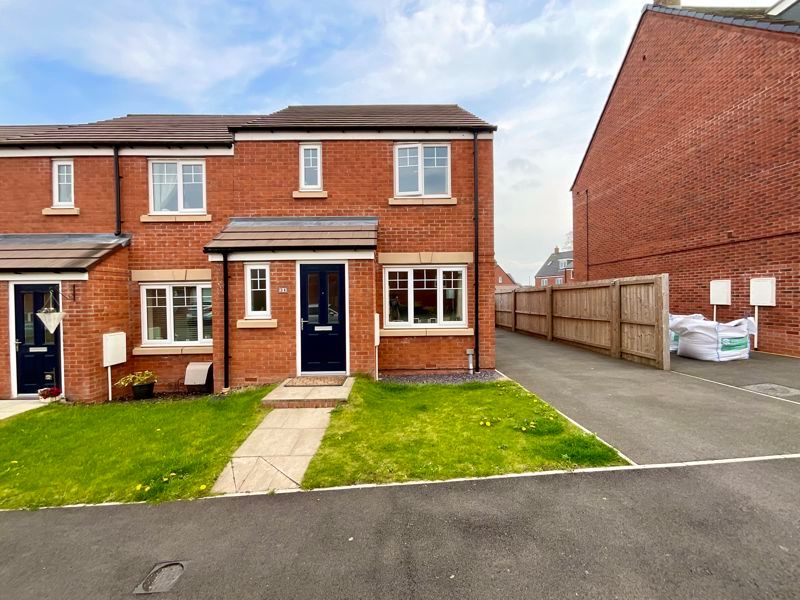 3 bed terraced house for sale in Lockley Walk, Stone ST15 Zoopla