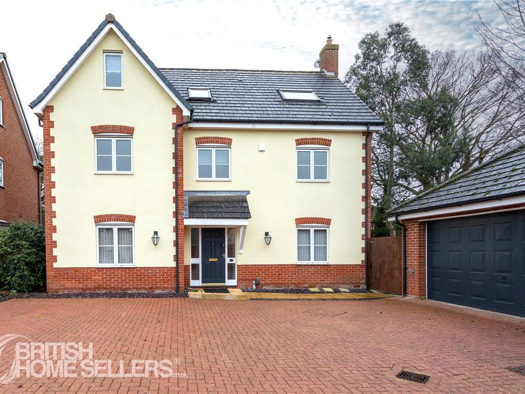 6 Bed Detached House For Sale In Wren Close Stanway Colchester Essex