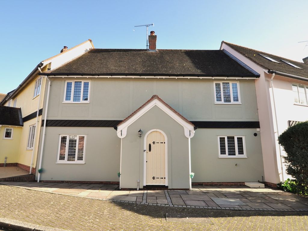 2 bed terraced house to rent in Kings Acre, Coggeshall CO6, £1,250 pcm