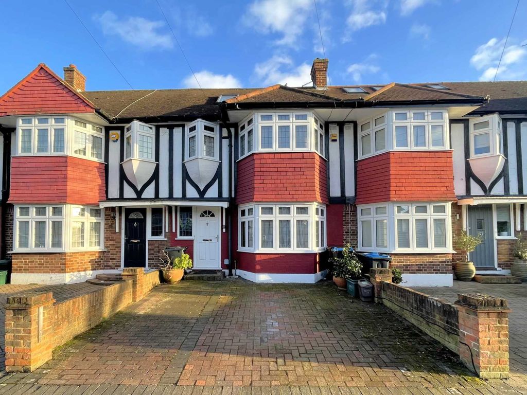 3 bed terraced house for sale in Dudley Drive, Morden SM4, £550,000