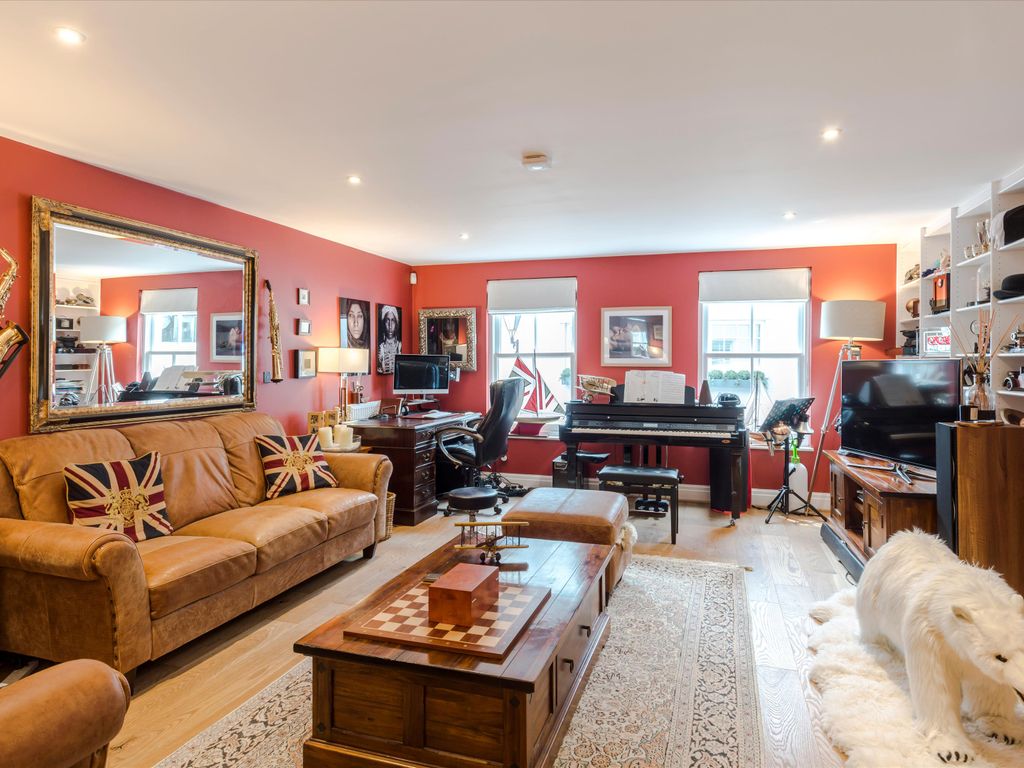 Conduit Mews, London W2.