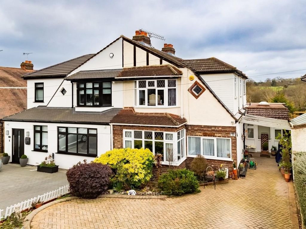 4 bed semidetached house for sale in Forest Drive, Theydon Bois