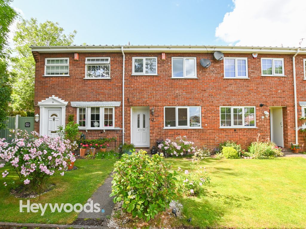 2 bed town house for sale in Padstow Way, Trentham, StokeOnTrent ST4