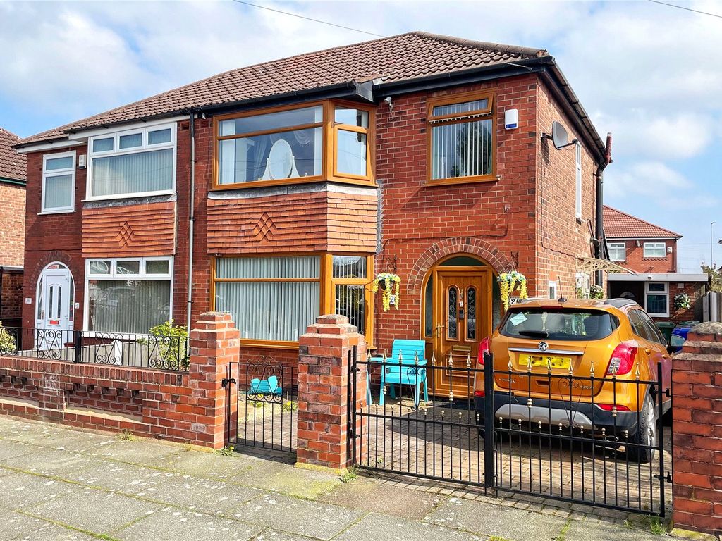 3 bed semidetached house for sale in Nina Drive, Moston, Manchester