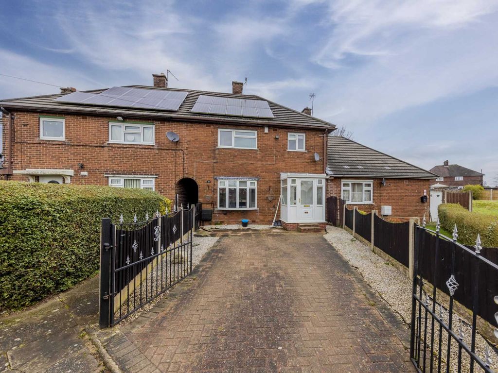 3 bed town house for sale in Dennington Crescent, Blurton ST3 Zoopla