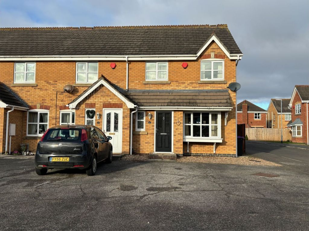 3 bed terraced house for sale in Juniper Way, Sleaford NG34, £200,000