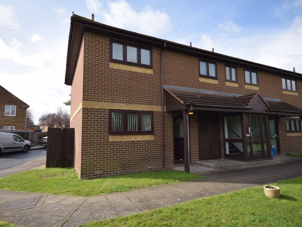 1 bed flat to rent in River View, Gillingham ME8, £900 pcm Zoopla