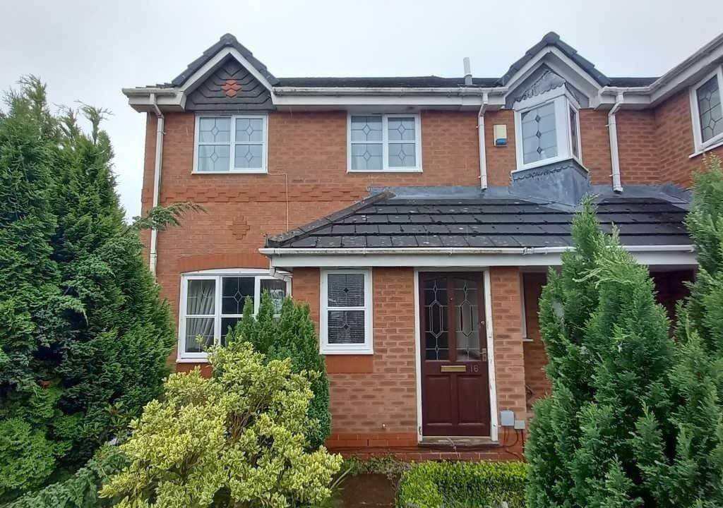 4 bed end terrace house for sale in Lodge Court, Staining, Blackpool