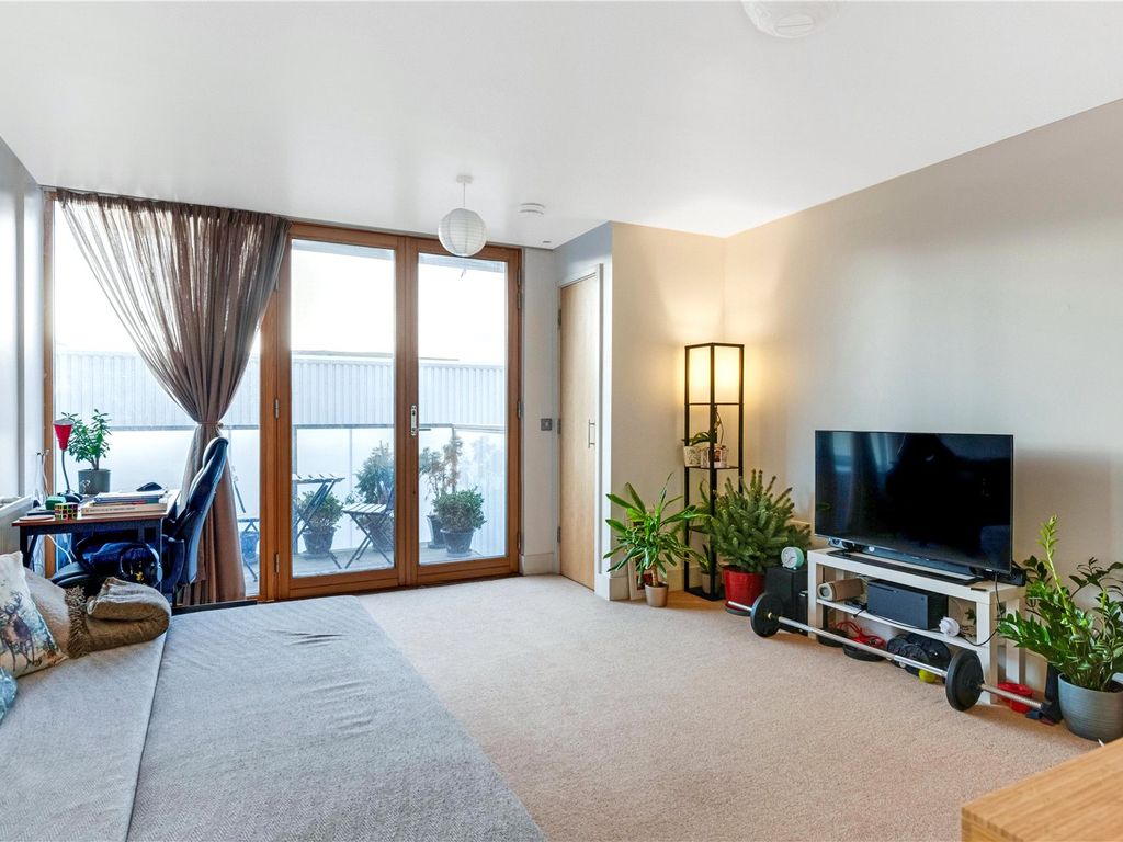 1 bed flat for sale in Homesdale Road, Bromley BR2, £275,000 Zoopla