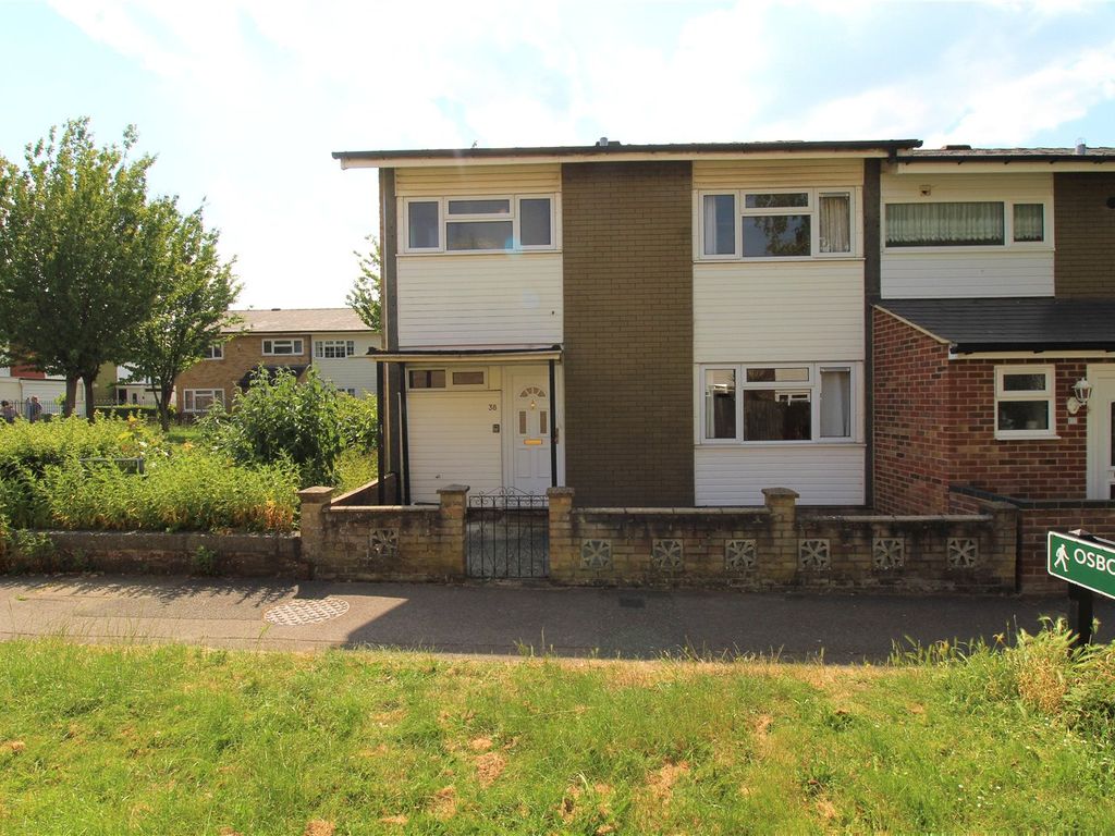 3 bed end terrace house for sale in Millard Close, Basingstoke