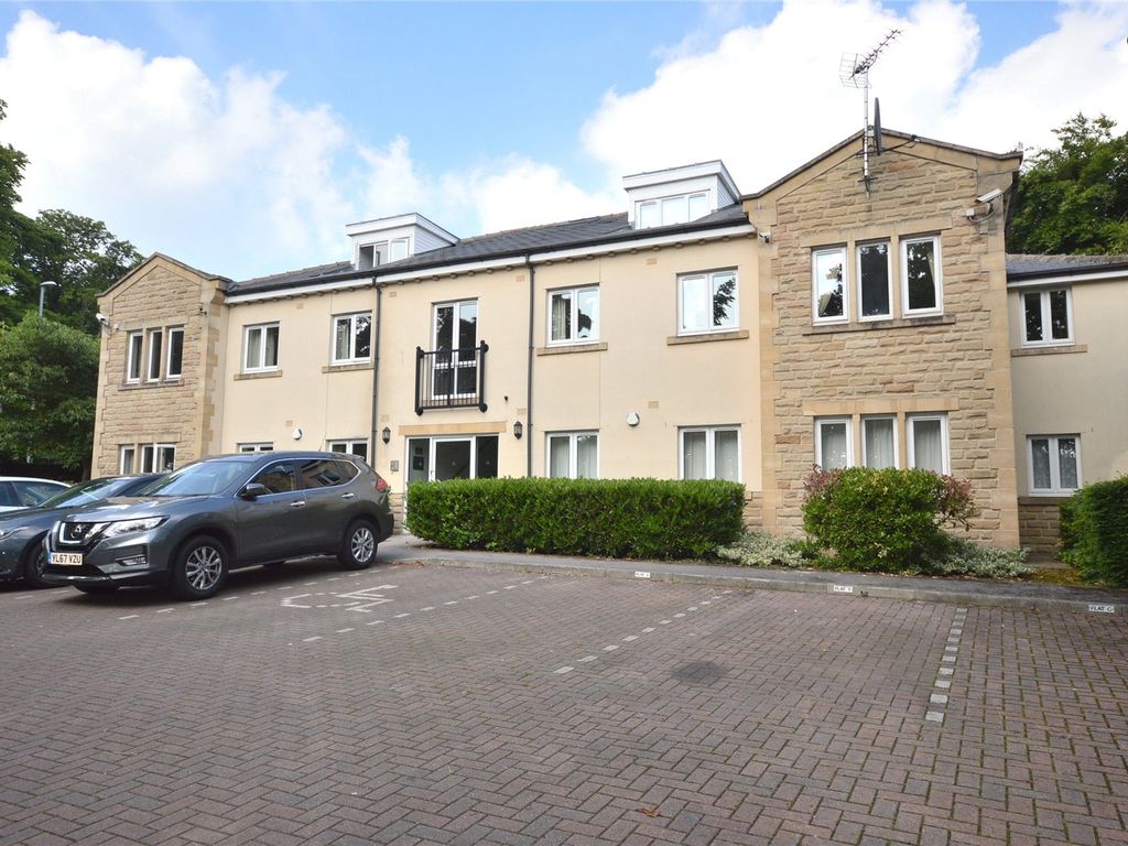 2 bed flat for sale in Earls Court, 105 King Lane, Leeds, West Yorkshire LS17 Zoopla