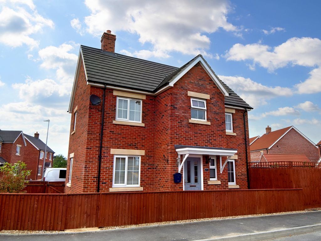 3 bed detached house for sale in Dales Avenue, Mablethorpe LN12 Zoopla