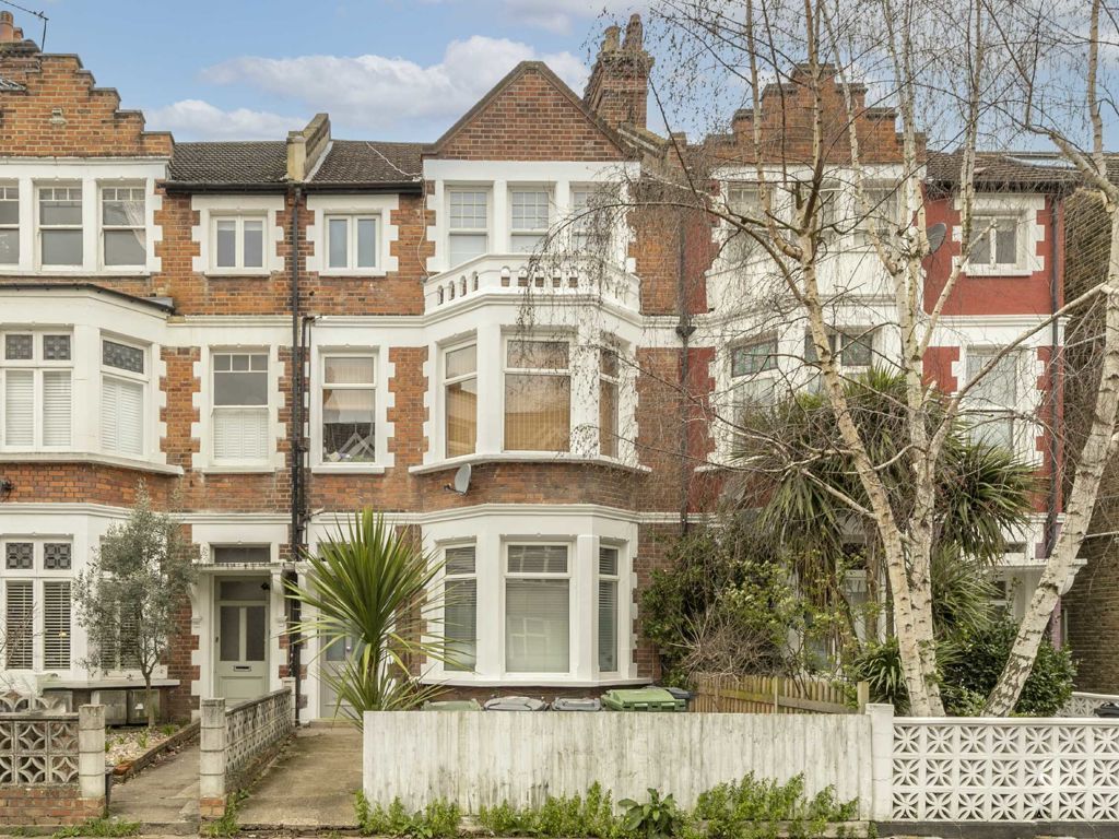 Studio for sale in Salford Road, London SW2, £195,000 Zoopla